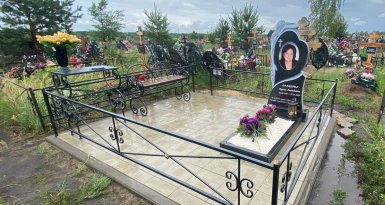 Гранитные памятники